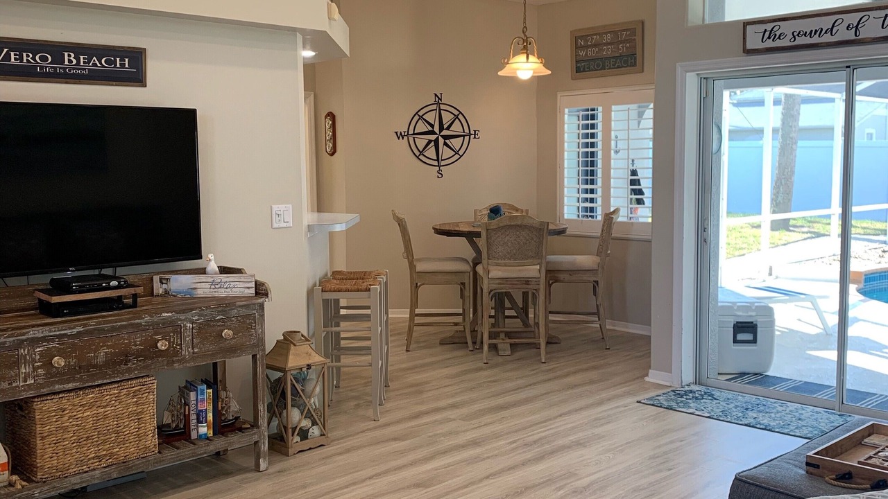 Photo of Livingroom in Florida Ridge
