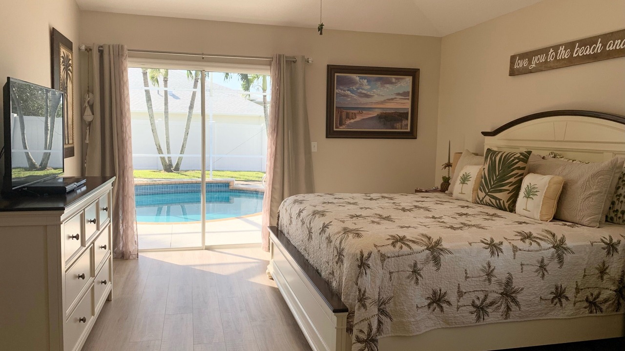 Photo of Bedroom in Florida Ridge