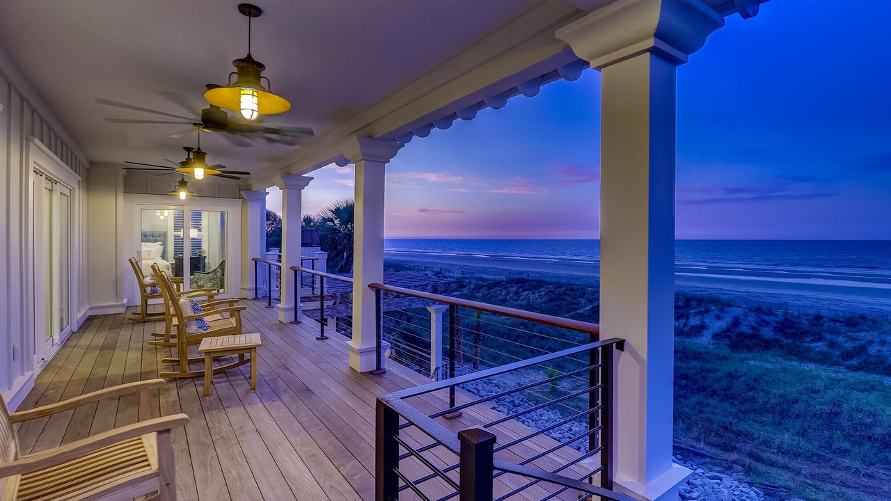 Photo of Patio Balcony in North Forest Beach