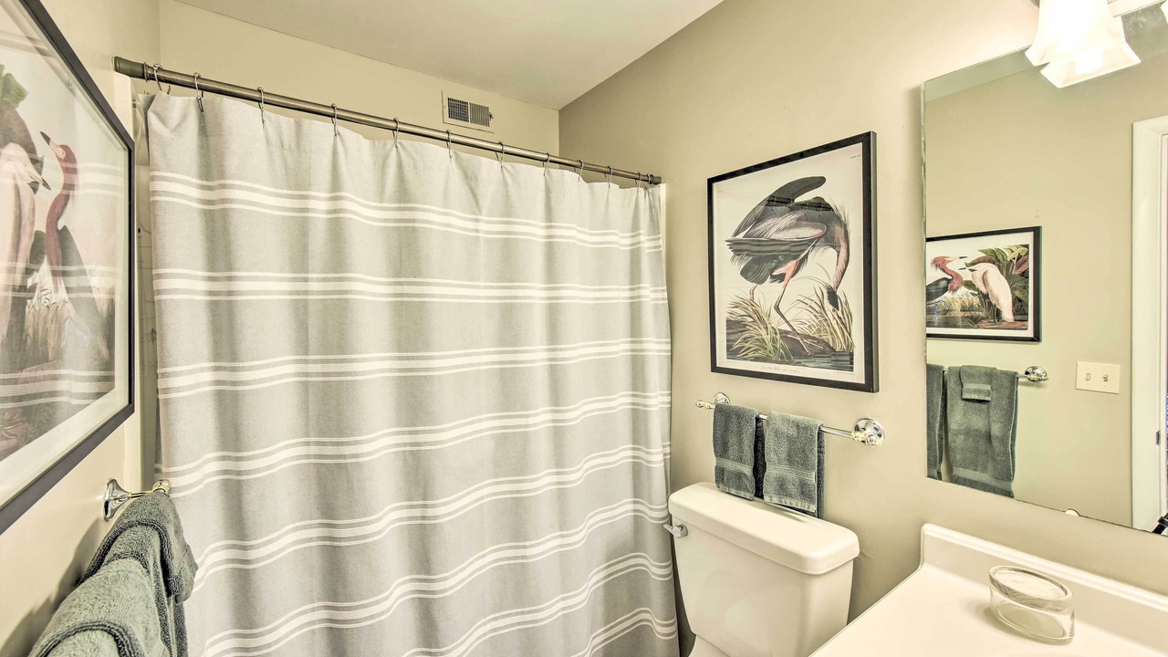 Photo of Bathroom in Folly Field