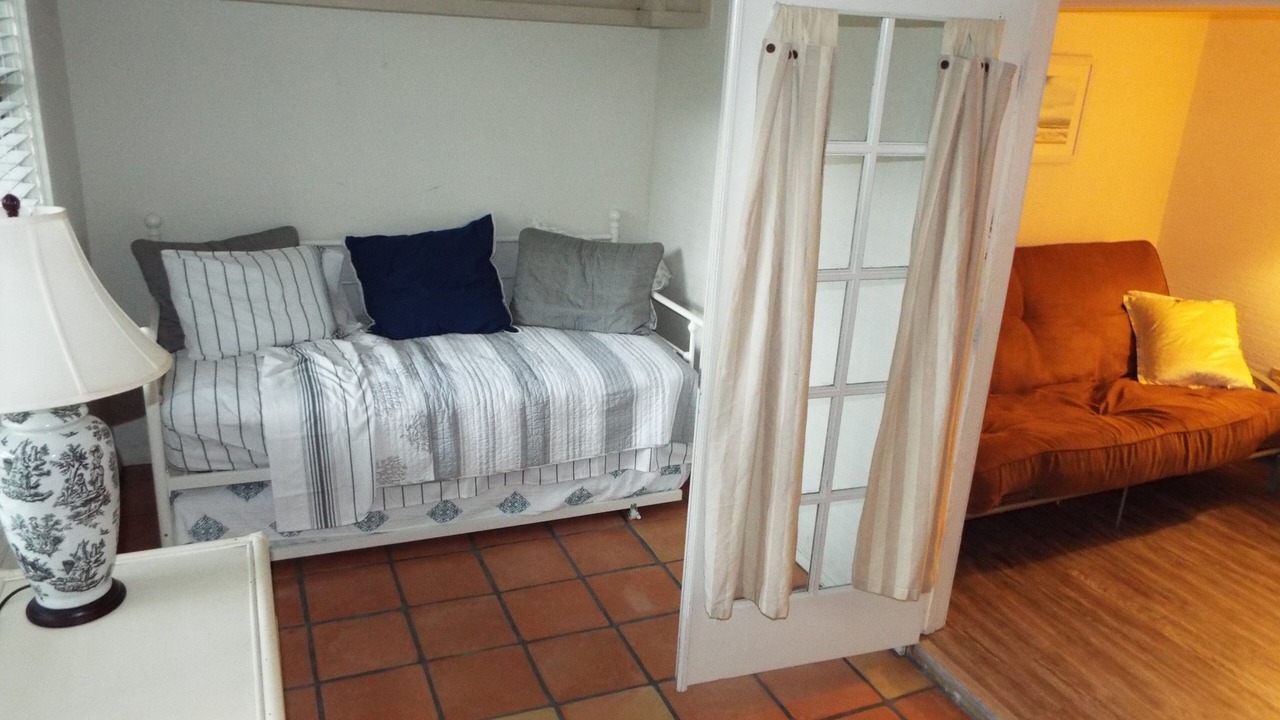 Photo of Bedroom in Central Beach