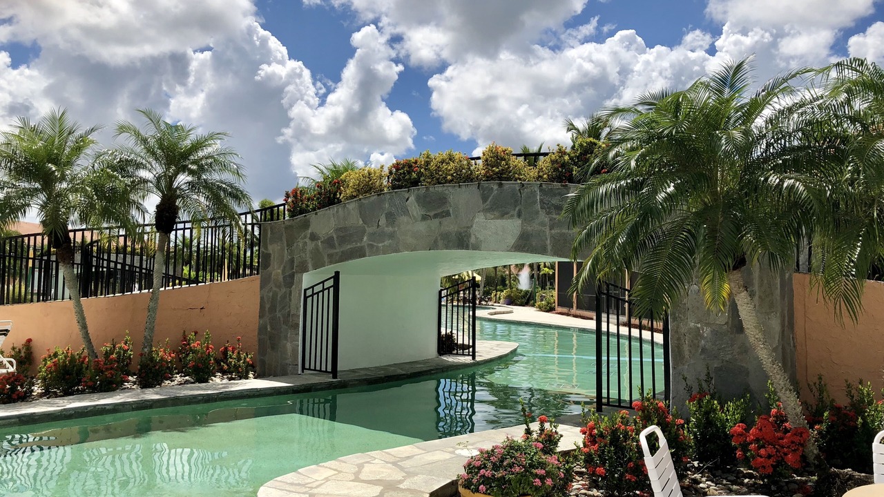 Photo of Outdoor in Naples