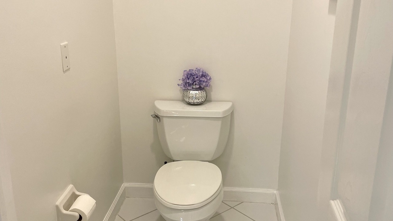 Photo of Bathroom in Naples