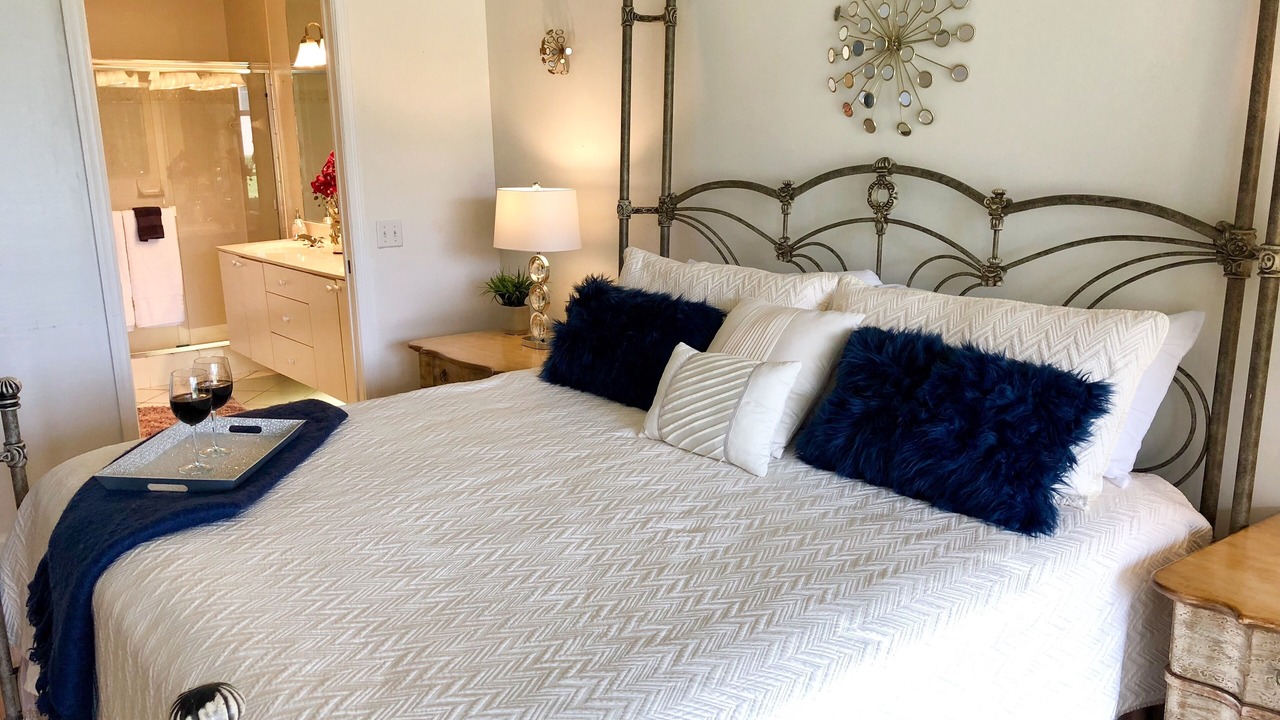 Photo of Bedroom in Naples