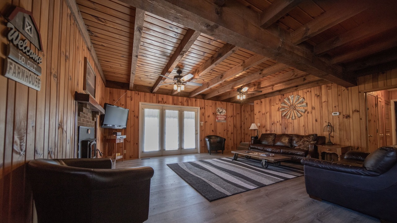 Photo of Livingroom in Pisgah Forest