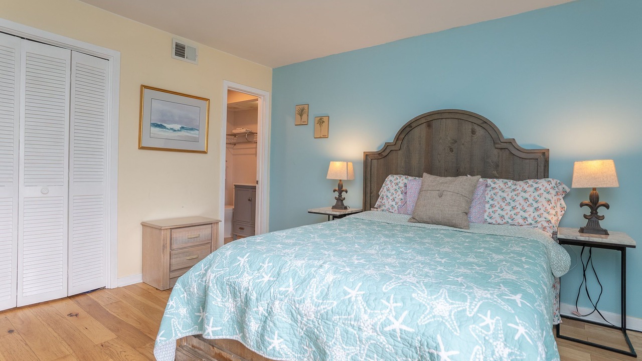 Photo of Bedroom in Oceanmarsh Subdivision
