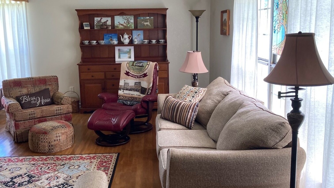 Photo of Bedroom in Robbinsville