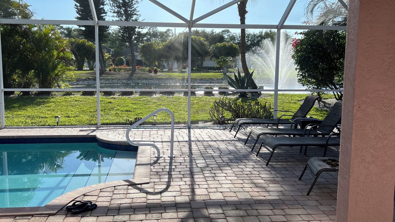 Photo of Outdoor in Crown Pointe