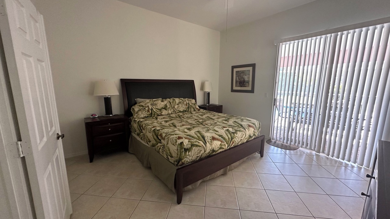 Photo of Bedroom in Crown Pointe