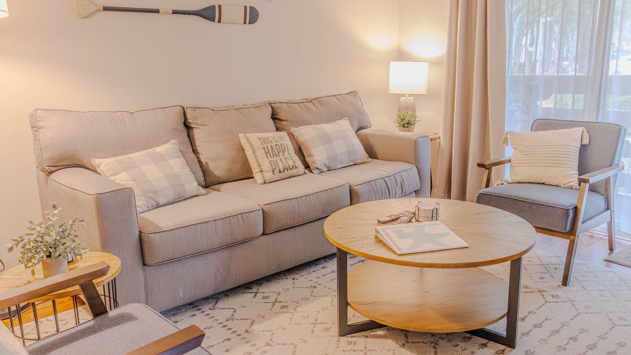 Photo of Livingroom in Folly Field
