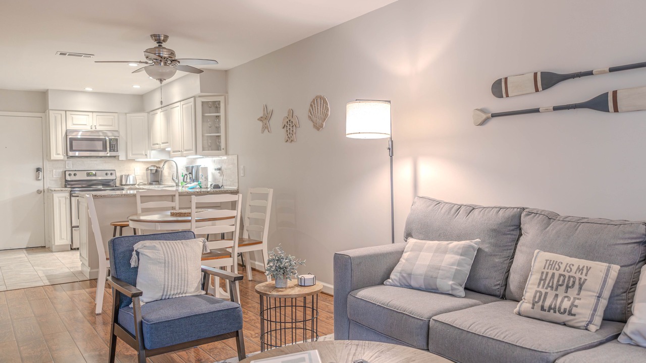 Photo of Livingroom in Folly Field