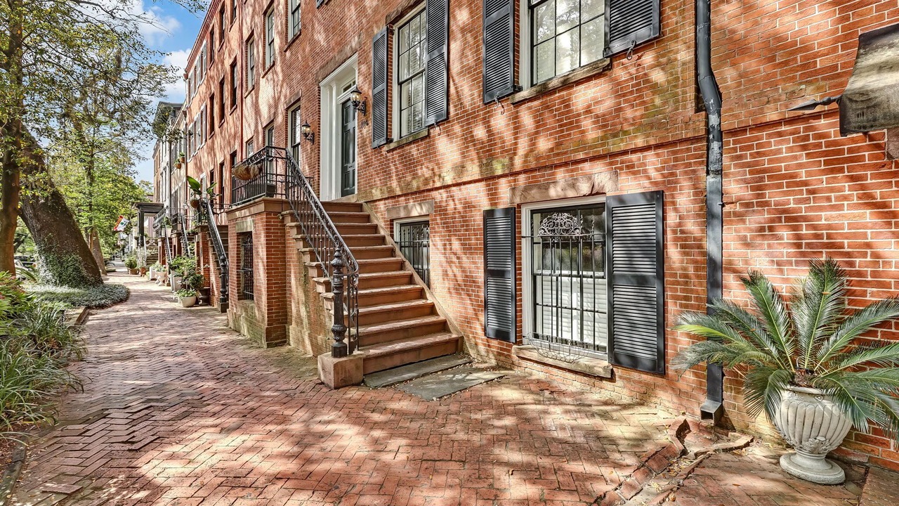 Photo of Others in Historic Downtown Savannah