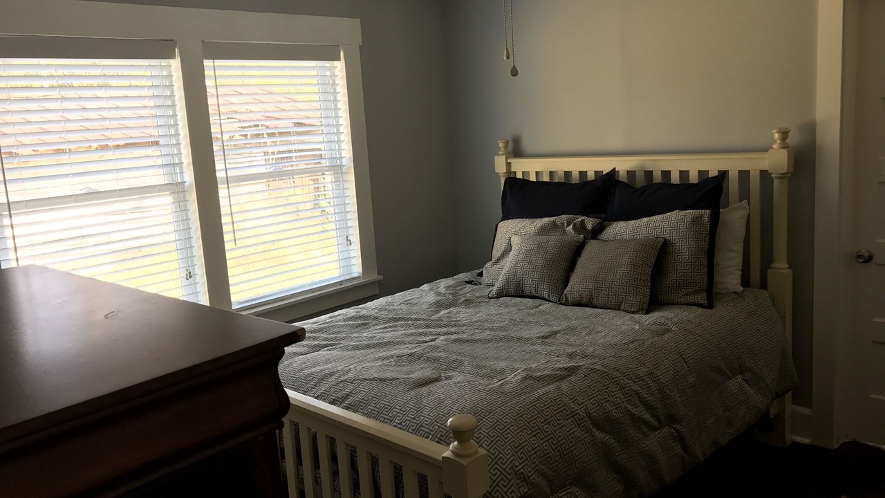 Photo of Bedroom in Abbeville