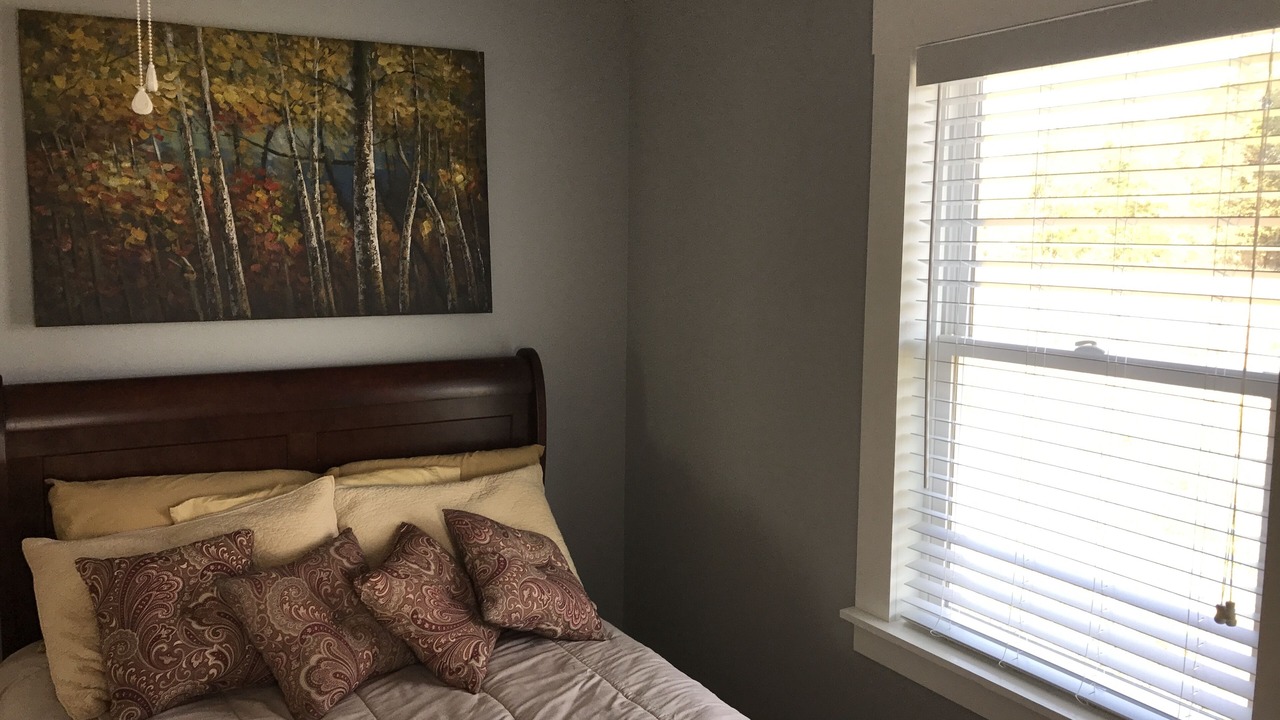Photo of Bedroom in Abbeville