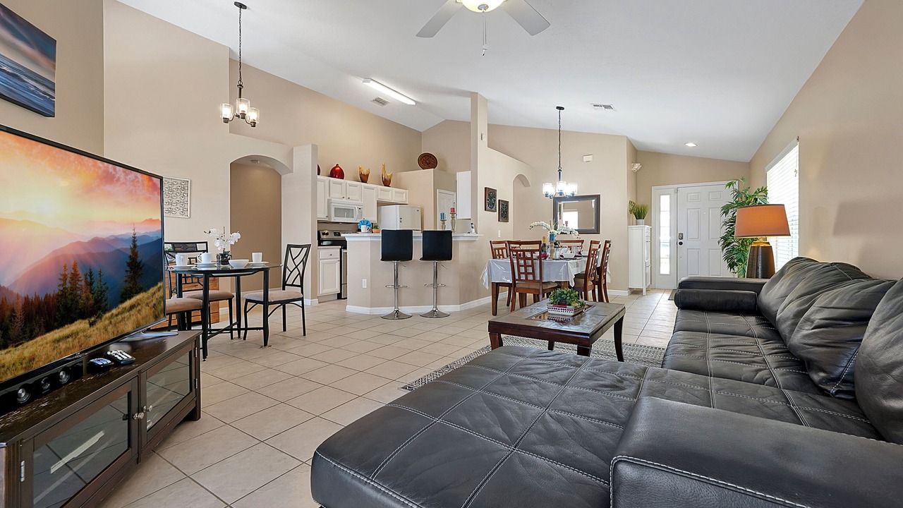 Photo of Livingroom in Loughman