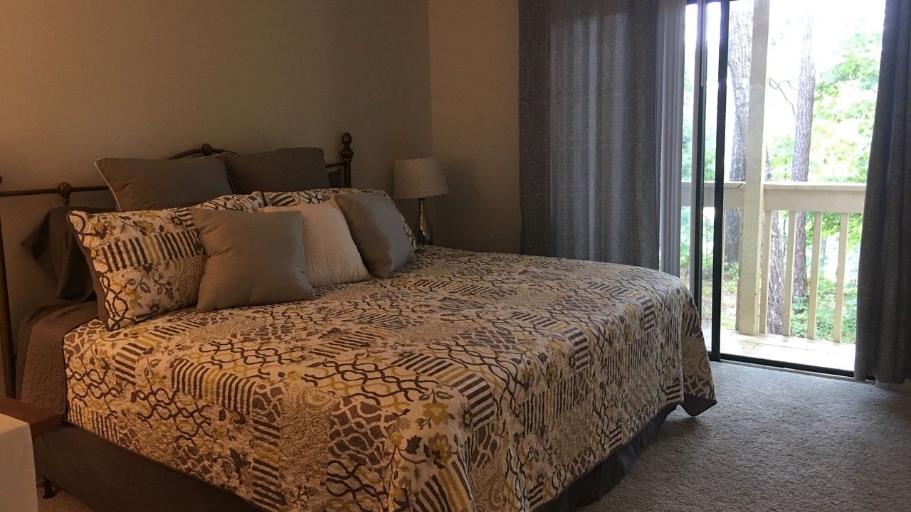 Photo of Bedroom in Salem