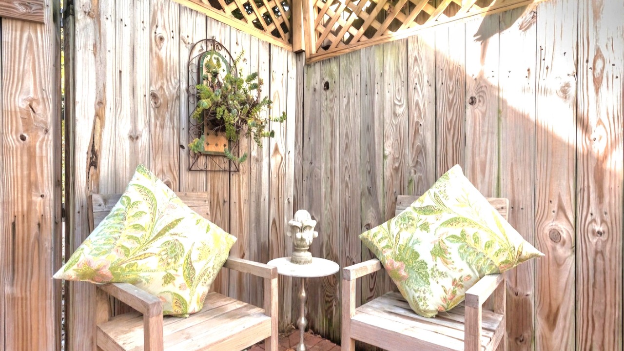 Photo of Patio Balcony in Historic Downtown Savannah