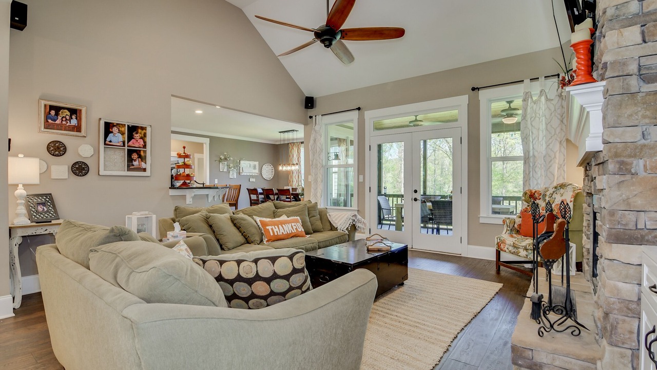 Photo of Livingroom in Appling