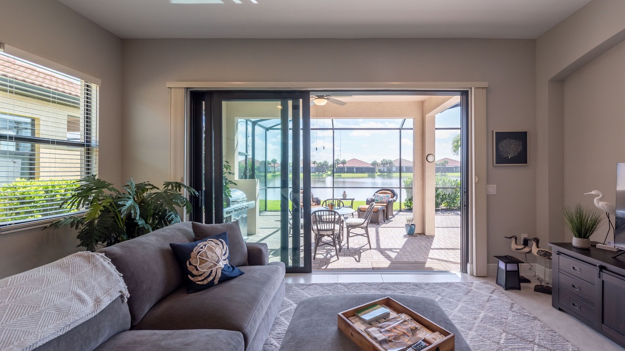 Photo of Livingroom in Naples