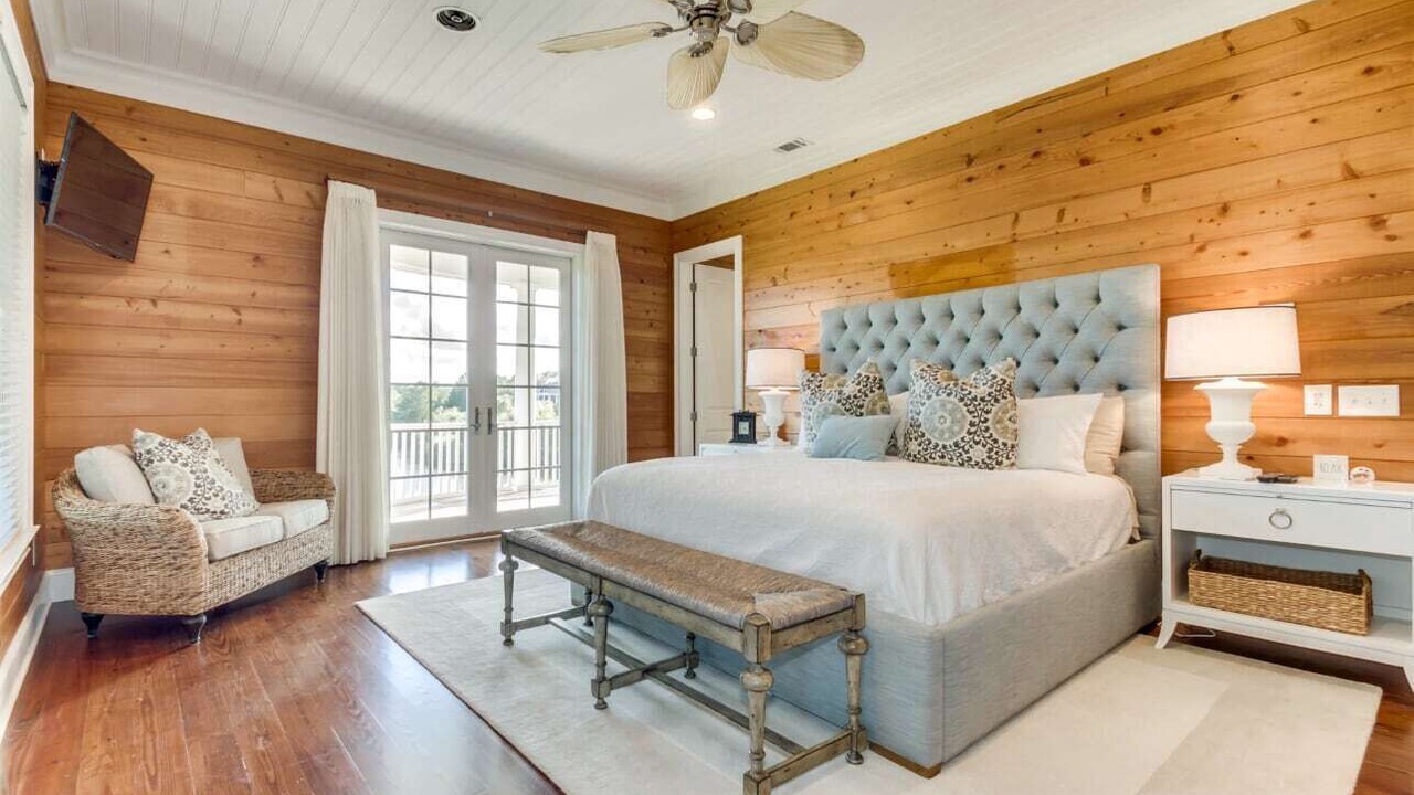 Photo of Bedroom in Debordieu Colony