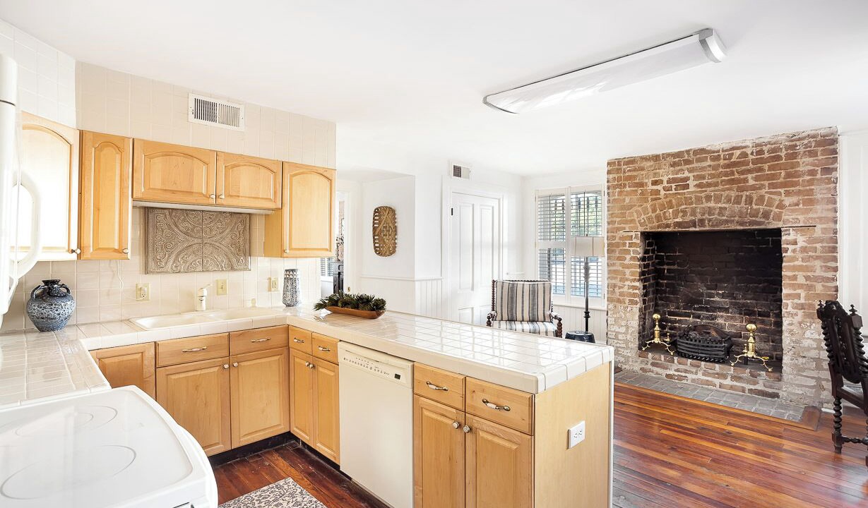 Photo of Kitchen in Historic District - North
