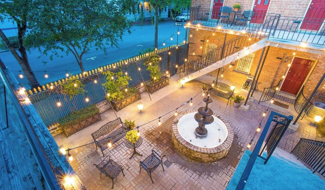 Photo of Patio Balcony in Historic District - North