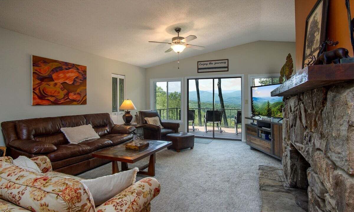 Photo of Bedroom in Pisgah Forest