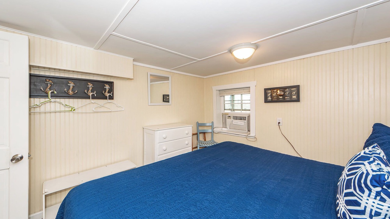 Photo of Bedroom in Edisto Island