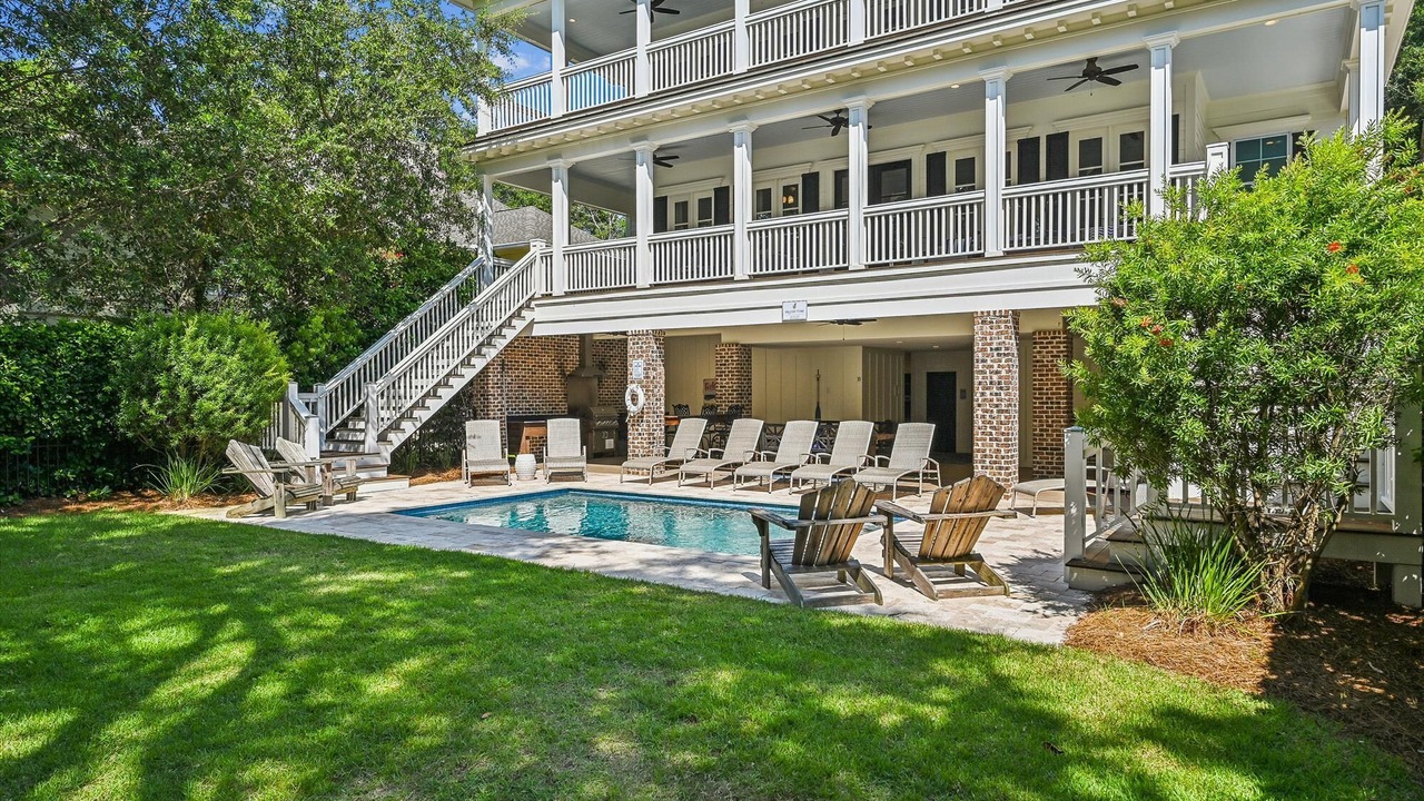 Photo of Outdoor in Folly Field
