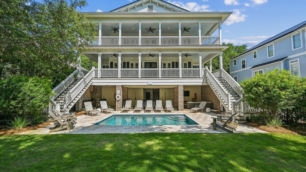 Photo of Outdoor in Folly Field