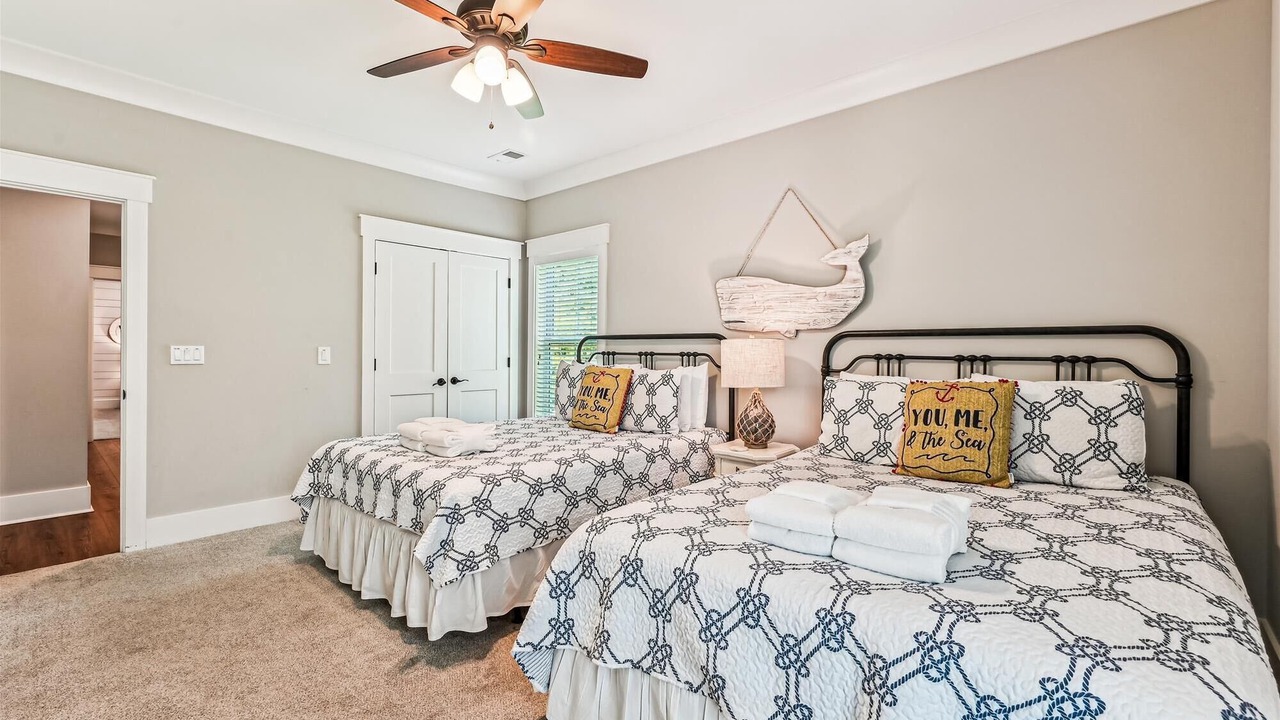 Photo of Bedroom in Folly Field