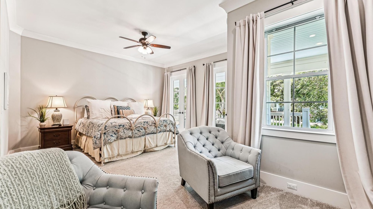 Photo of Bedroom in Folly Field