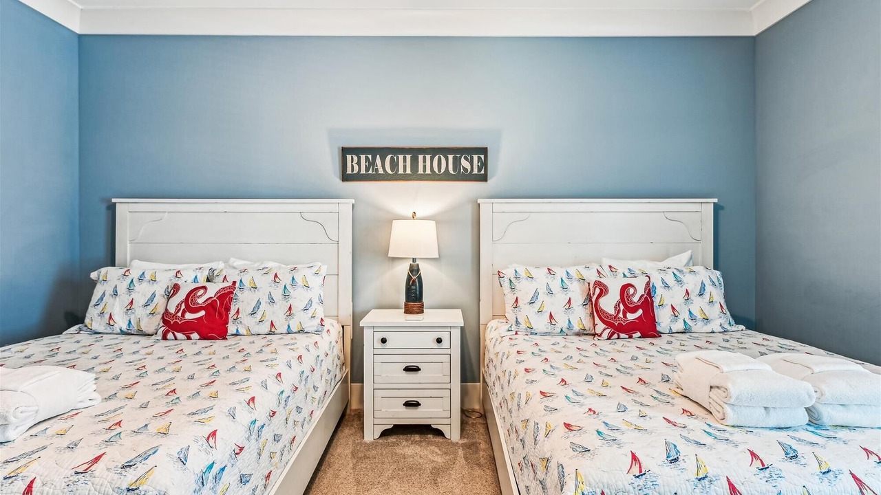 Photo of Bedroom in Folly Field