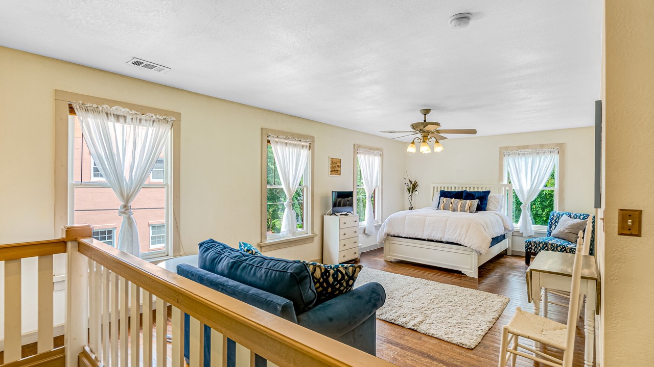 Photo of Bedroom in Beach Institute