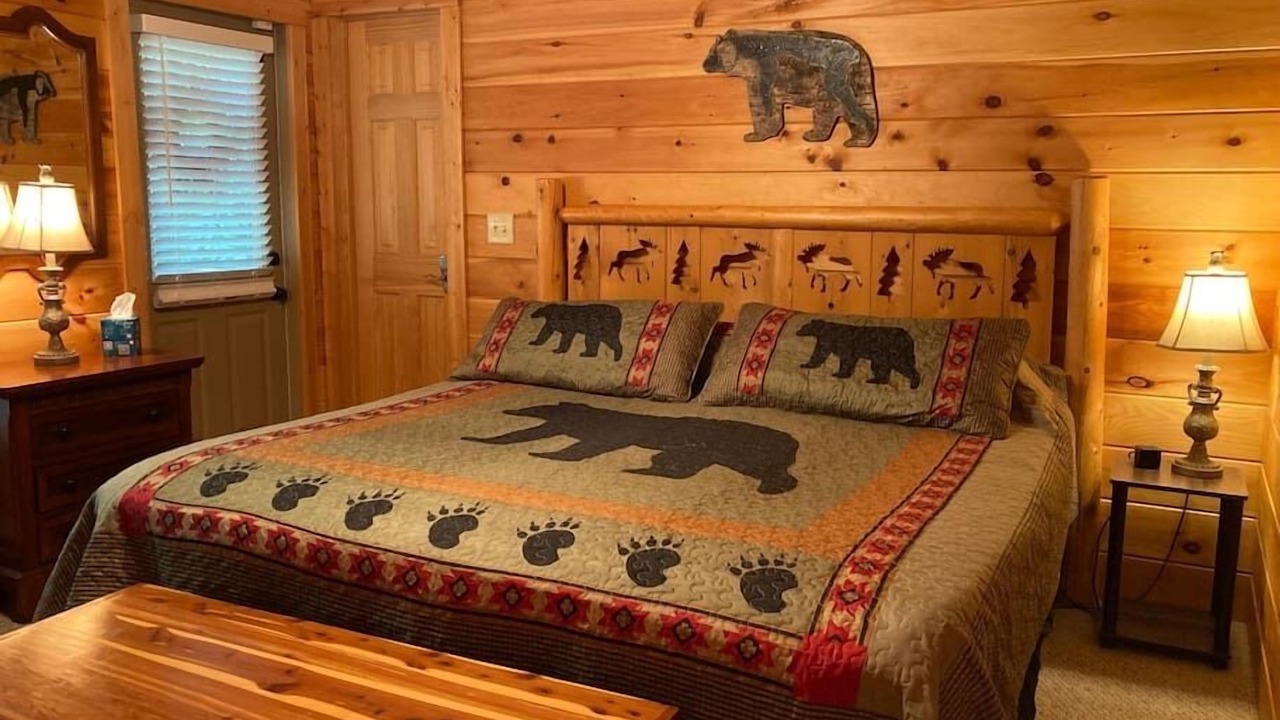 Photo of Bedroom in Cleveland
