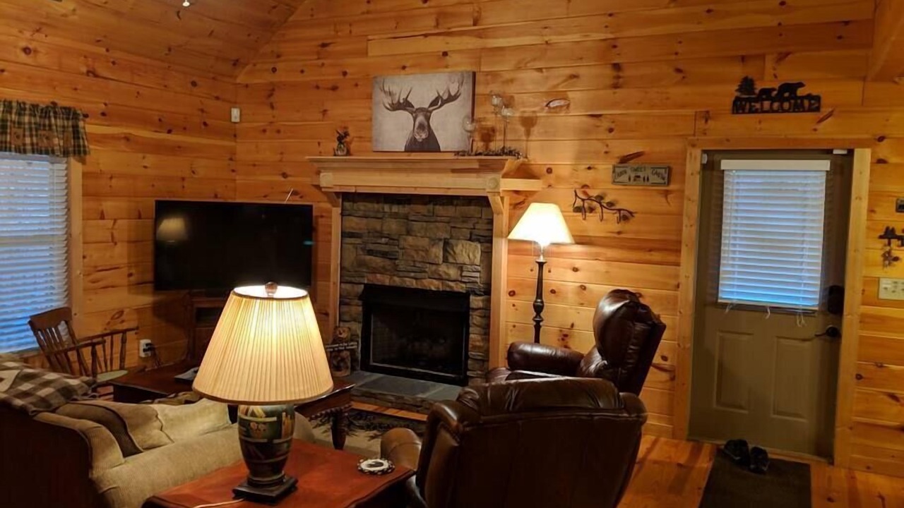 Photo of Livingroom in Cleveland