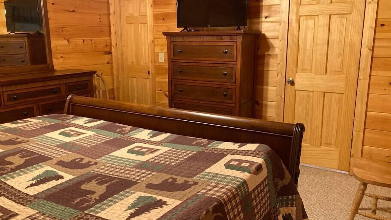 Photo of Bedroom in Cleveland