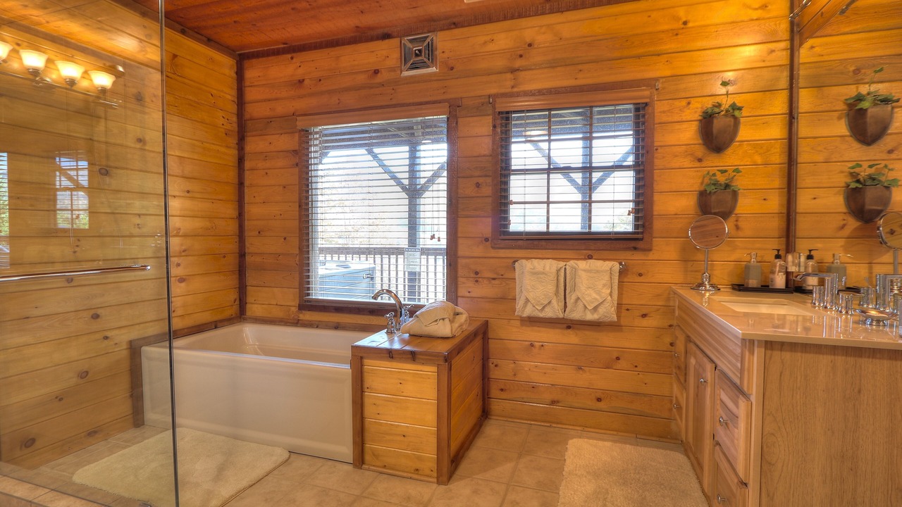 Photo of Bathroom in Gatlinburg