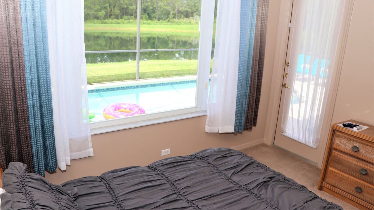 Photo of Bedroom in Sunset Lakes