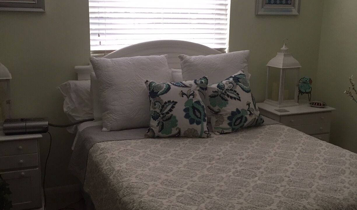Photo of Bedroom in Indian River Shores