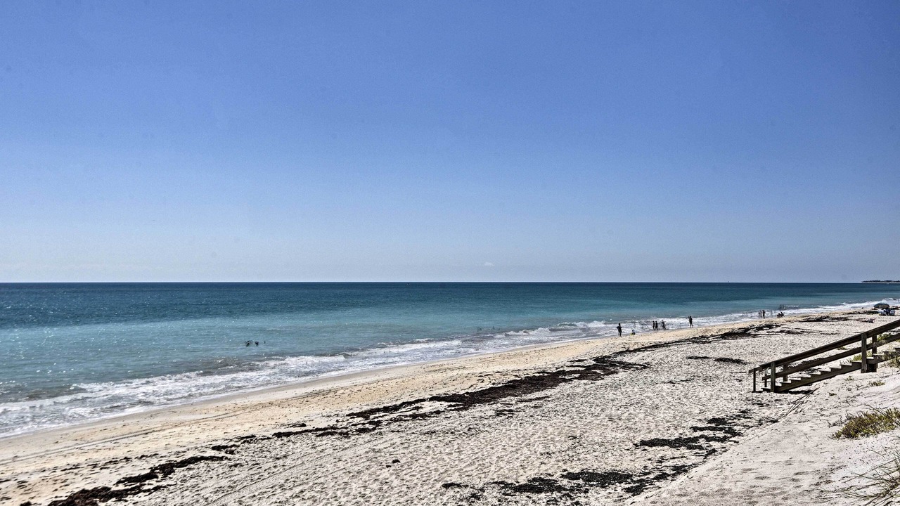 Photo of Others in Central Beach