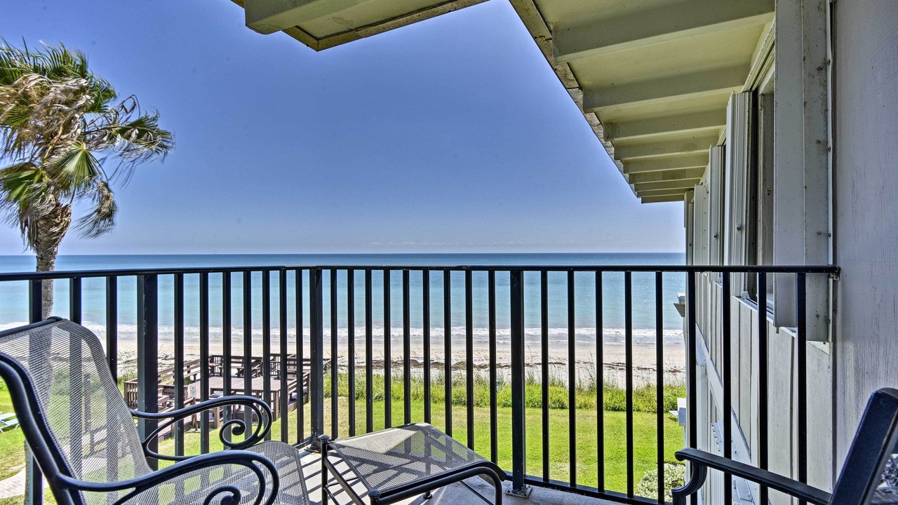 Photo of Patio Balcony in Central Beach