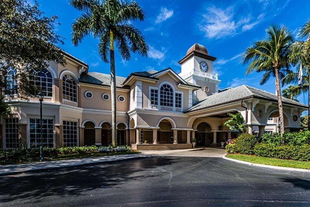 Photo of Outdoor in Naples