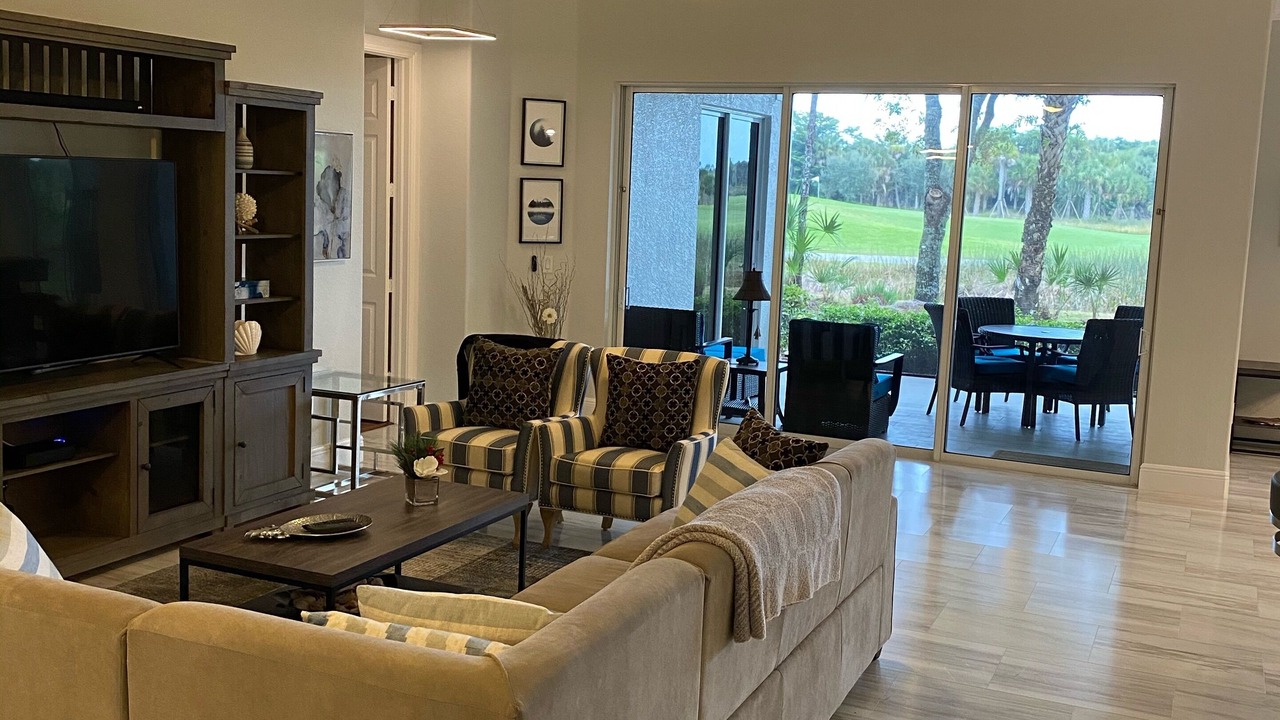 Photo of Livingroom in Naples