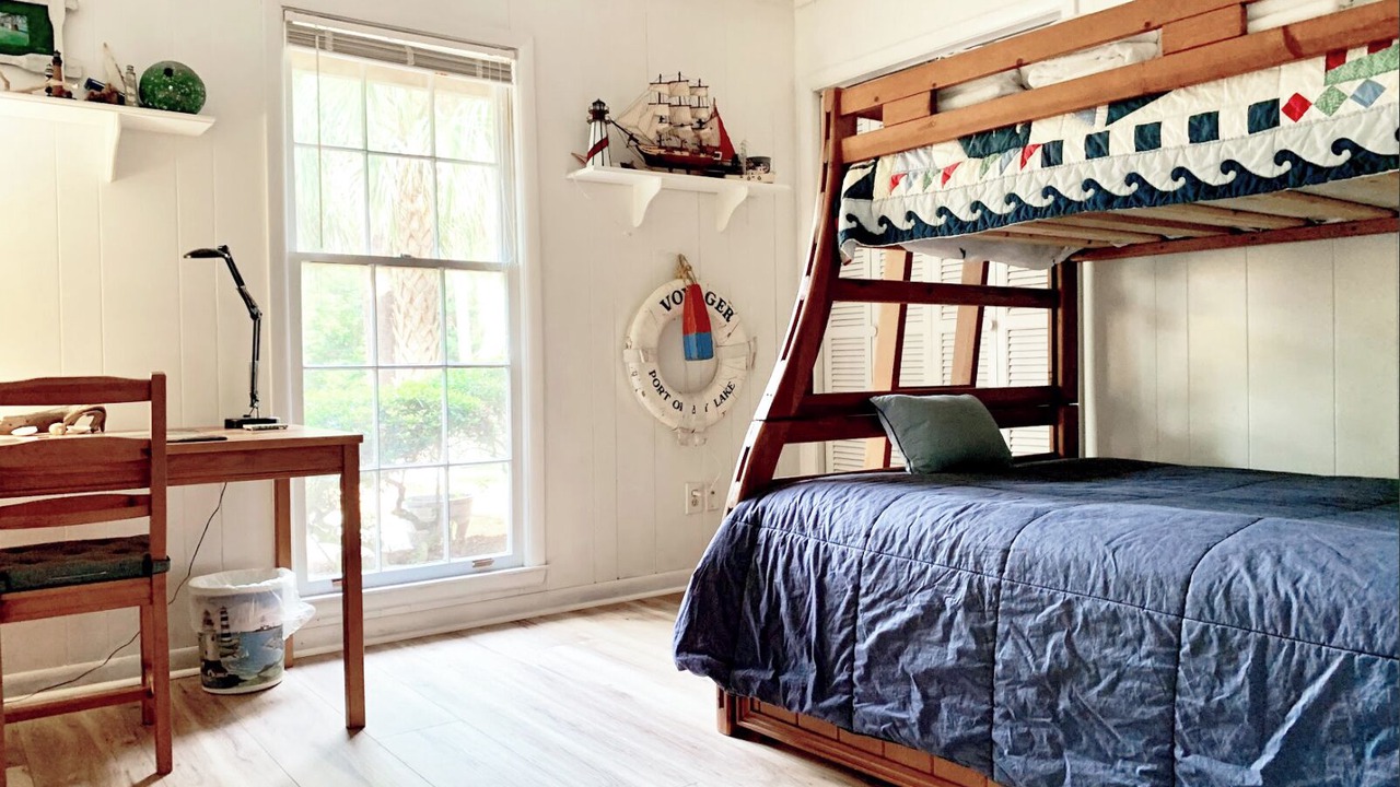 Photo of Bedroom in Heritage Woods