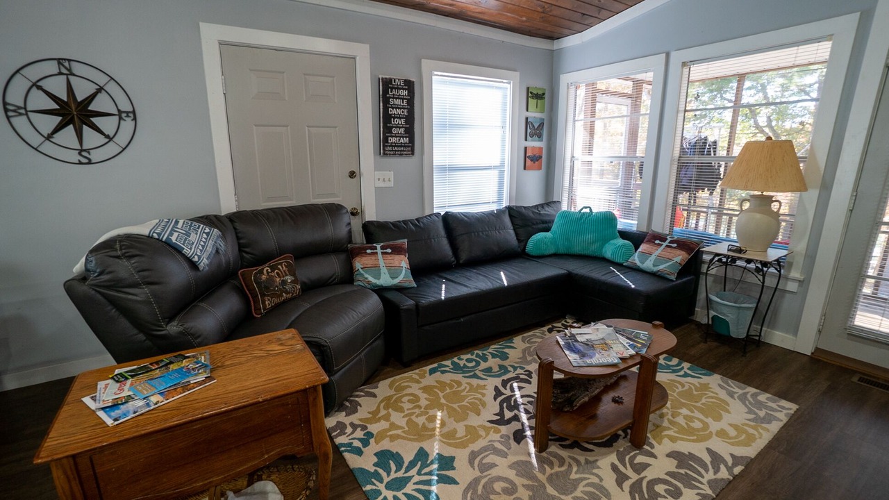 Photo of Livingroom in Townville
