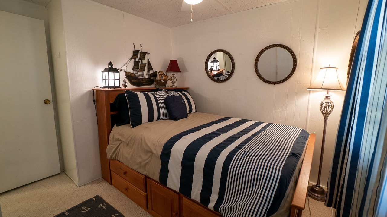 Photo of Bedroom in Townville