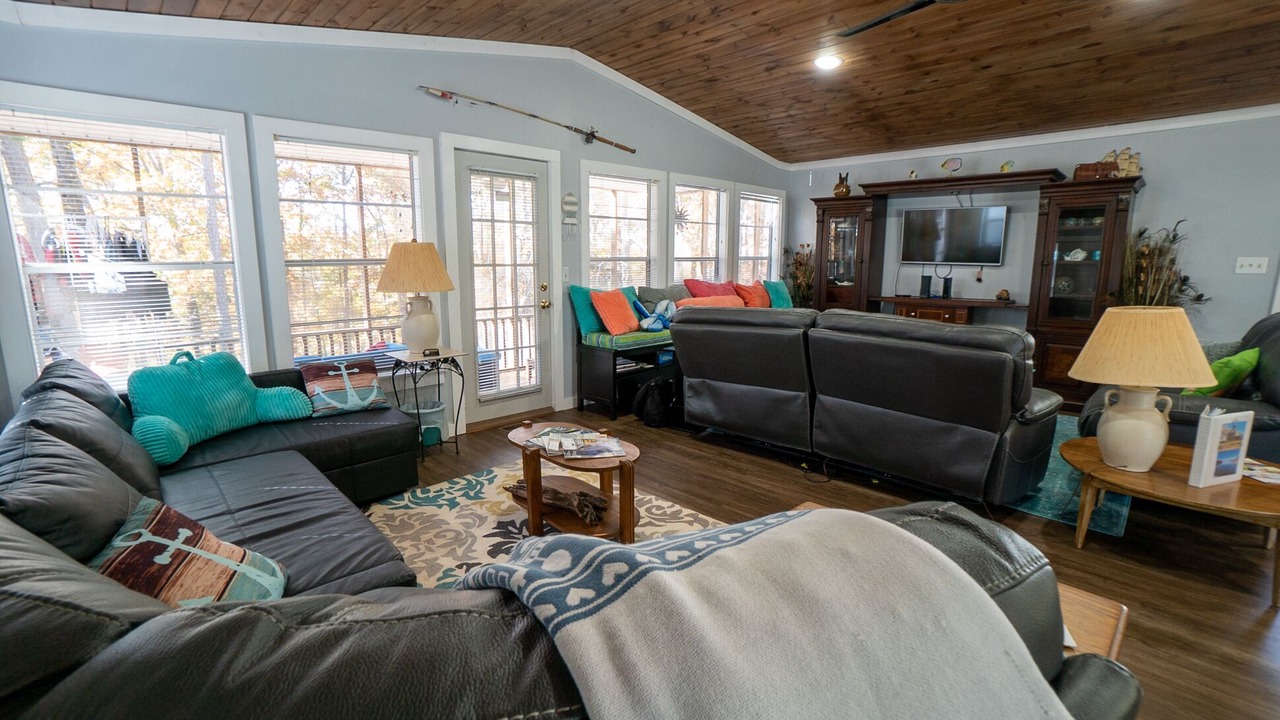 Photo of Livingroom in Townville