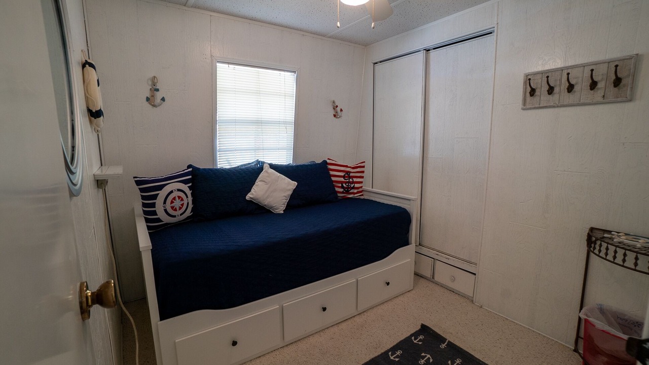 Photo of Bedroom in Townville