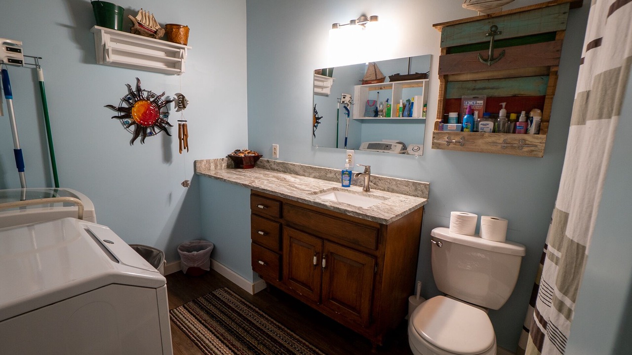 Photo of Bathroom in Townville
